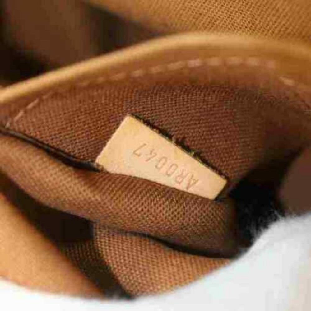 Authentic Louis Vuitton Rivet Shoulder Tote - Picture 7 of 16